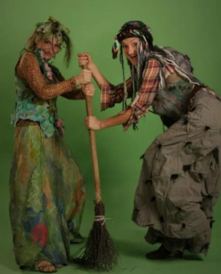 Баба Яга и Кикимора