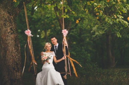 Свадебные качели для фотосессии