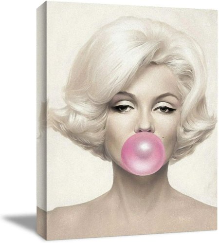 Мэрилин монро надувает жвачку