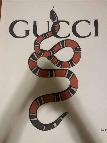 Змея гуччи