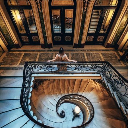 Дом купца Елисеева в Санкт-Петербурге Ломоносова 14