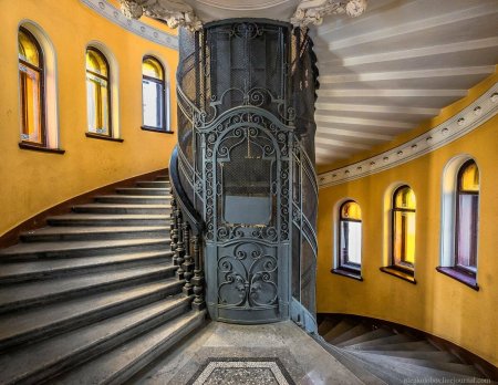 Парадные Санкт-Петербурга