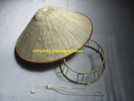 Японская шляпа амигаса