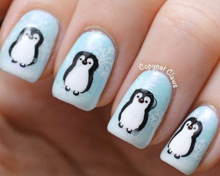 Новогодний маникюр с рисунком