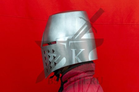 Шлем топхельм Тевтонского ордена