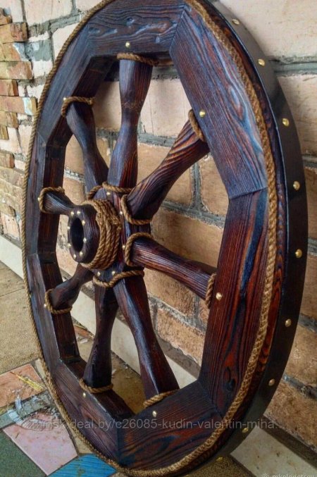 Деревянное колесо