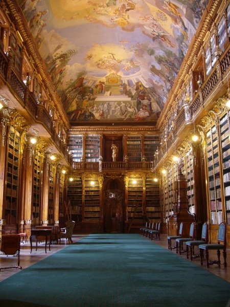 Библиотека в Праге Клементинум