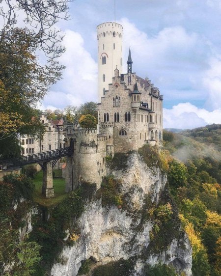 Лихтенштайн (замок в Австрии)