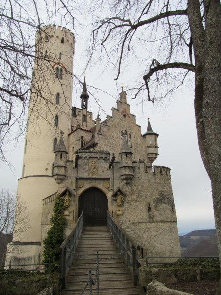 Неоготический замок Лихтенштейн