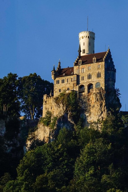 Лихтенштайн (замок в Австрии)