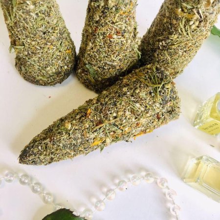 Травяные бесфитильные свечи