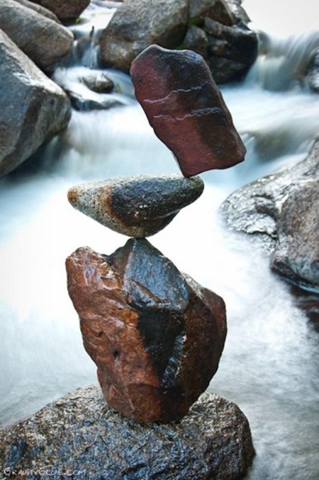 Майкл граб балансирующие камни