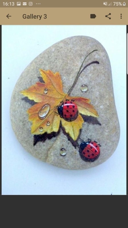 Осенняя поделка из камней