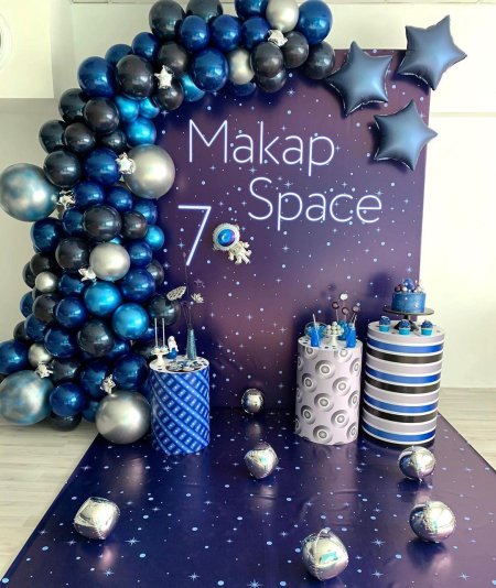 Фотозона в стиле Коммс