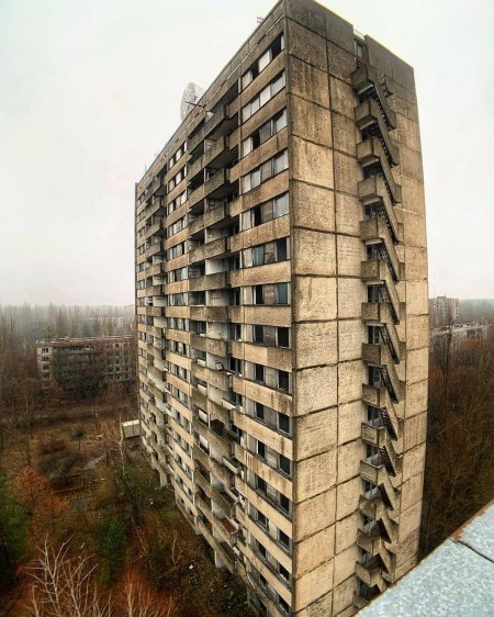 Гербовая шестнадцатиэтажка Припять