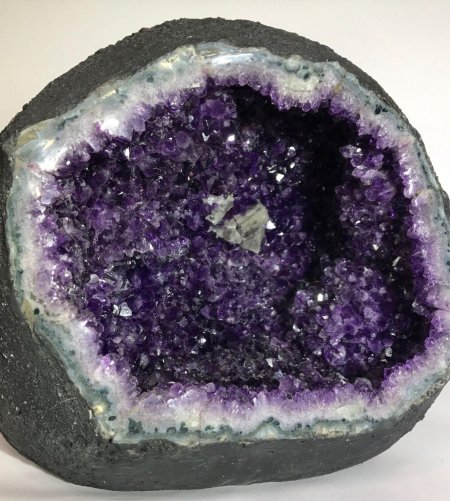 Минерал жеода аметиста