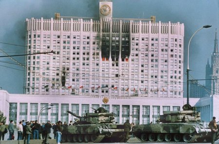 Белый дом Москва 1993 обстрел