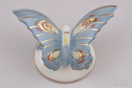 Фарфоровая статуэтка бабочка Рига