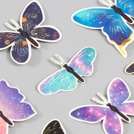 Бабочка из картона