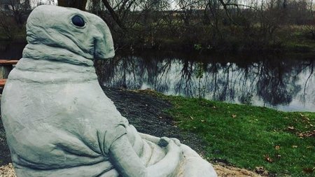 Скульптура Ждун Порхов