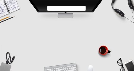 Компьютерный стол сверху