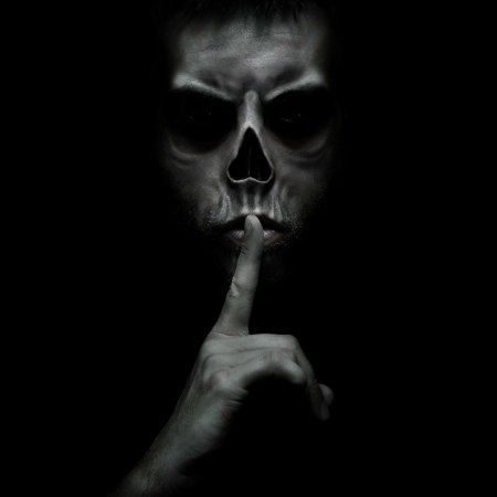 Мрачный взгляд