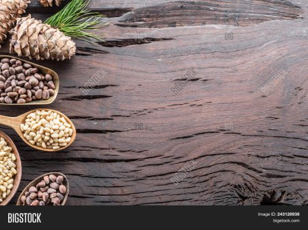 Стол деревянный орех