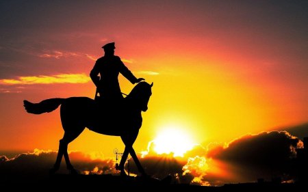 Всадник на коне