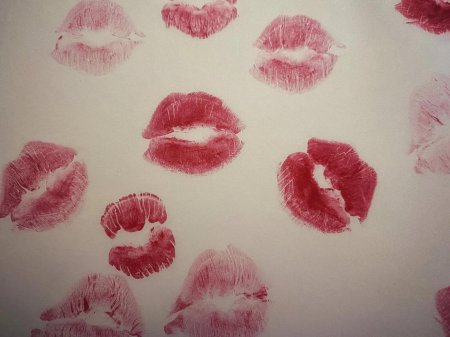 Поцелуи на бумаге