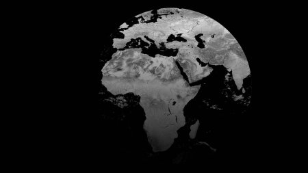 Планета на черном фоне