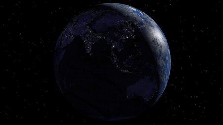 Земля на черном фоне