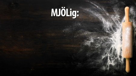 Скалка на черном фоне