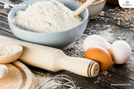 Мука и яйца