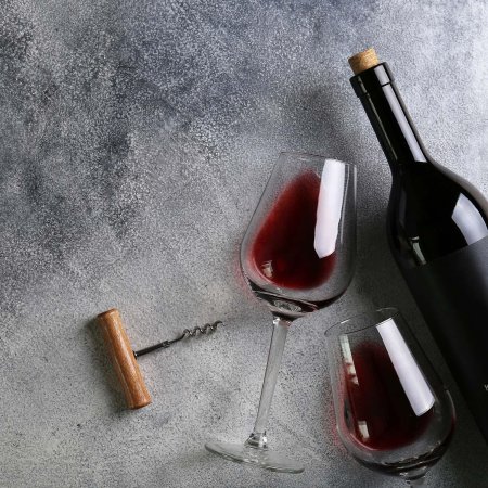 Винные бутылки фон