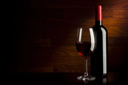 Бокал с вином