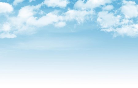 Голубой фон с облаками