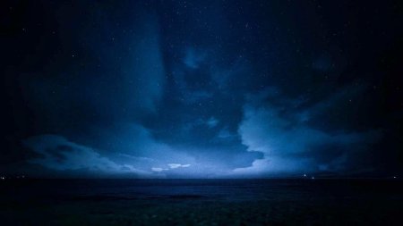 Темное небо