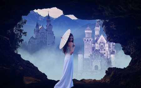 Замок нойшванштайн в тумане