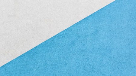 Бело синий фон