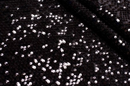 Черные пайетки