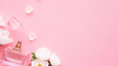 Розовая фон