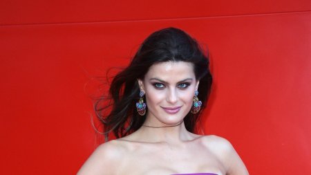 Женщина красивая