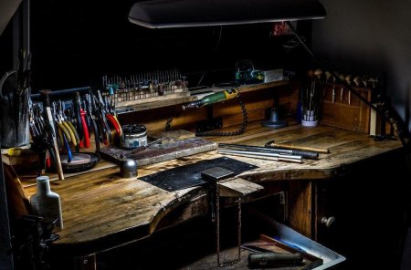 Верстак ювелира монтировщика