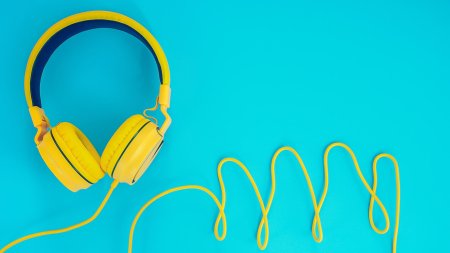 Наушники фон