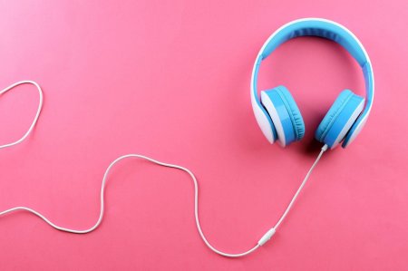 Яркие наушники