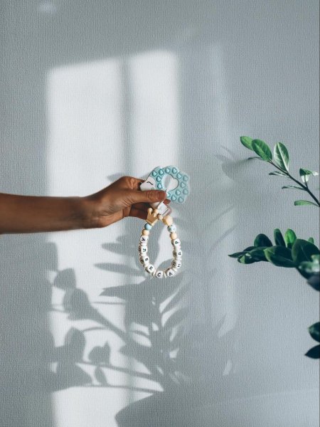 Тень от цветов