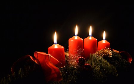 Свеча рождество