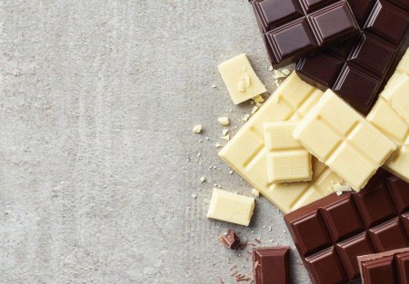 Плитка шоколада вид сверху
