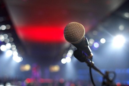 Красивый микрофон
