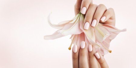 Визитка ногти